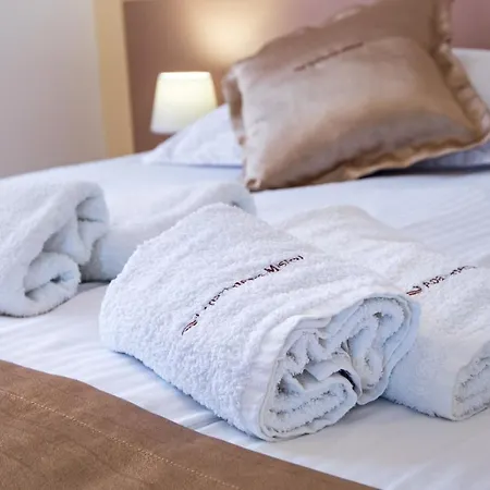 In With Balcony, Air Conditioning, Wifi, Washing Machine Appartamento *