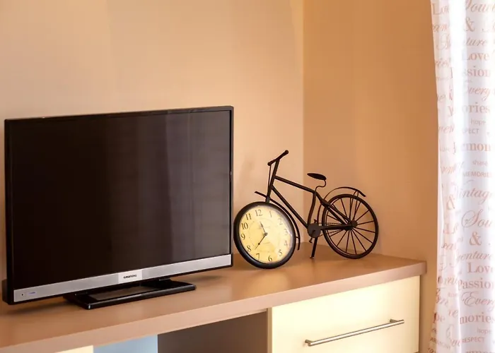 Apartament In With Balcony, Air Conditioning, Wifi, Washing Machine