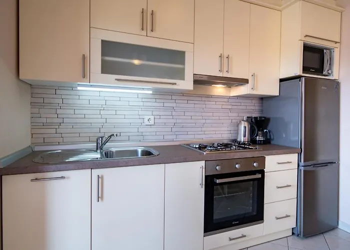 Appartamento In With Balcony, Air Conditioning, Wifi, Washing Machine Lopar